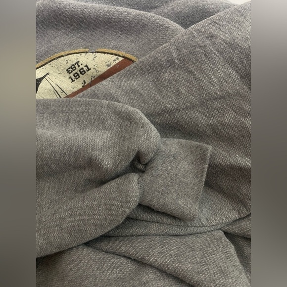 American Tradition Men's Size XL Solid Grey Long Sleeve crewneck Sweatshirt - Picture 9 of 9